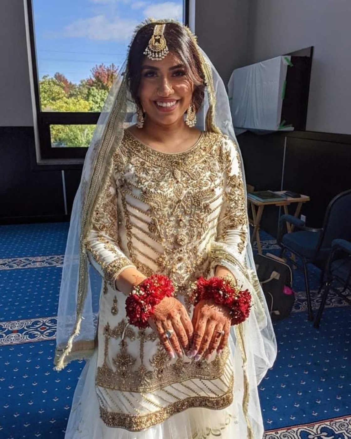 Real flower jewellery for our gorgeous Nikkah Client Ayesha — Faya